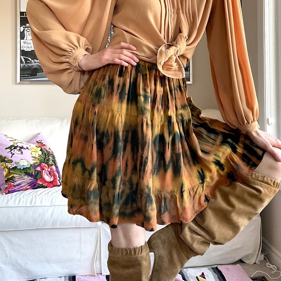 Bohemian tie dye tiered skirt - Picture 1 of 12